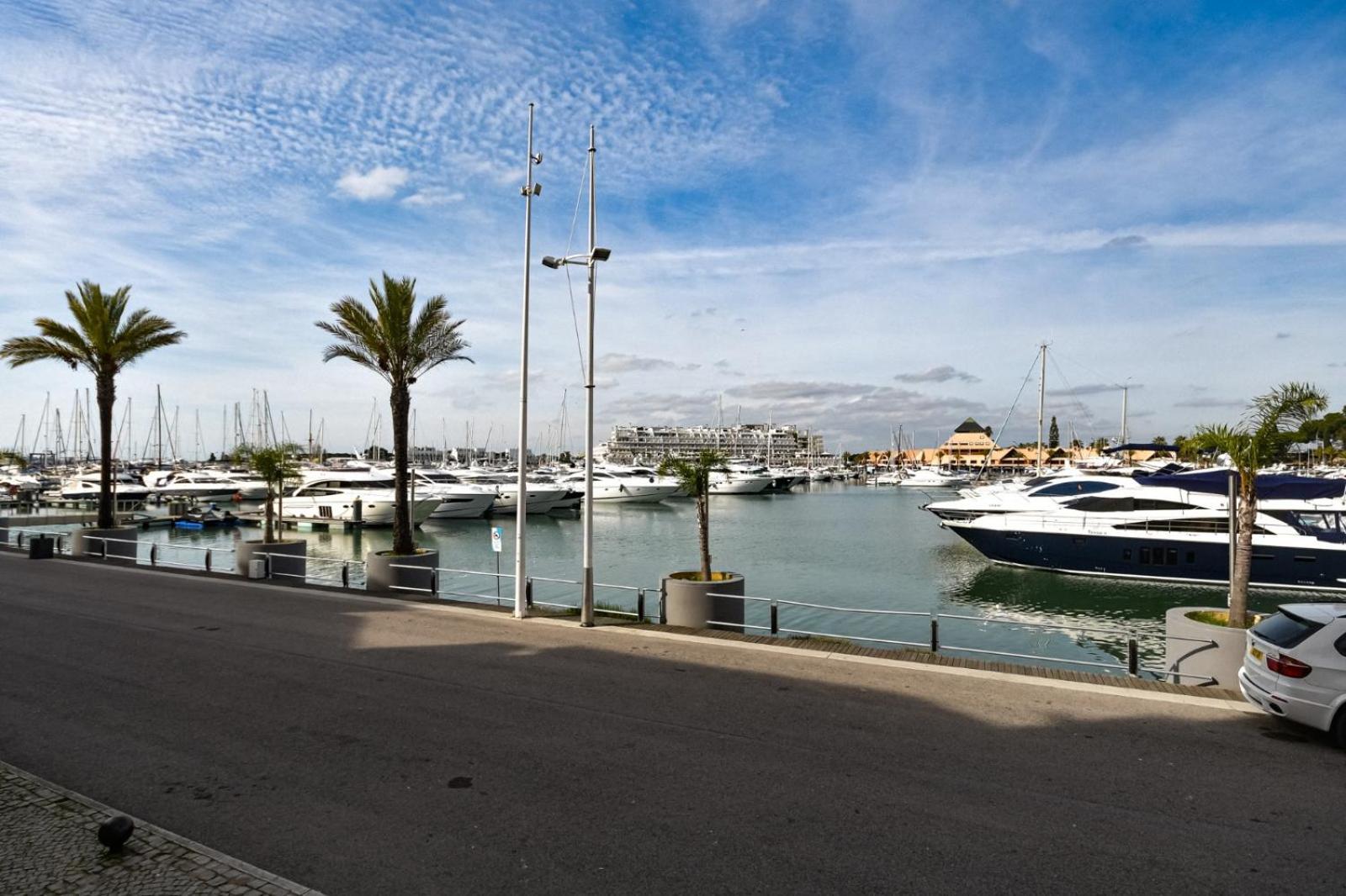 Vila Atlantida - Vilamoura-Quarteira Holiday Home - Beach At 250 Mts Bagian luar foto