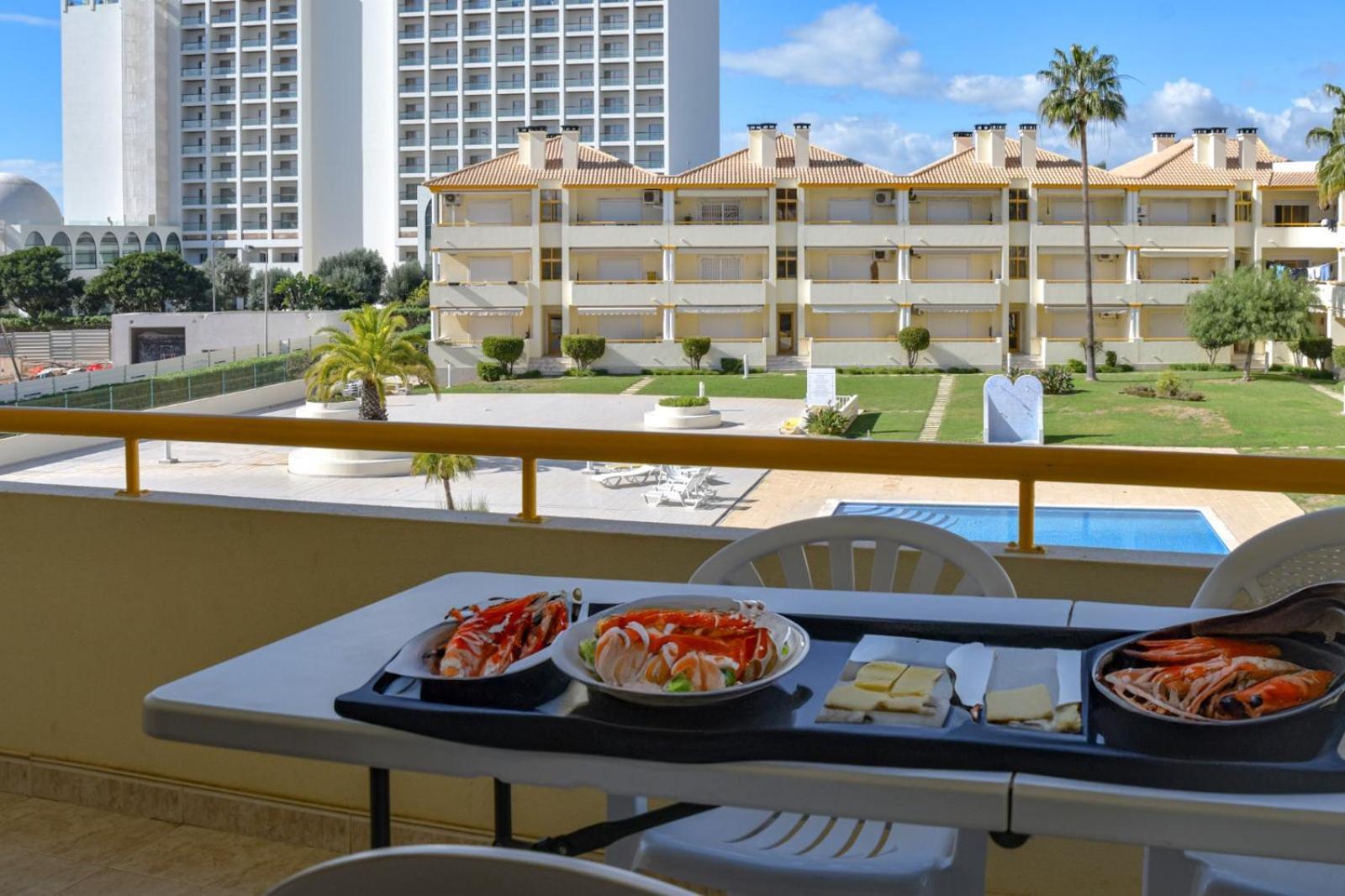 Vila Atlantida - Vilamoura-Quarteira Holiday Home - Beach At 250 Mts Bagian luar foto